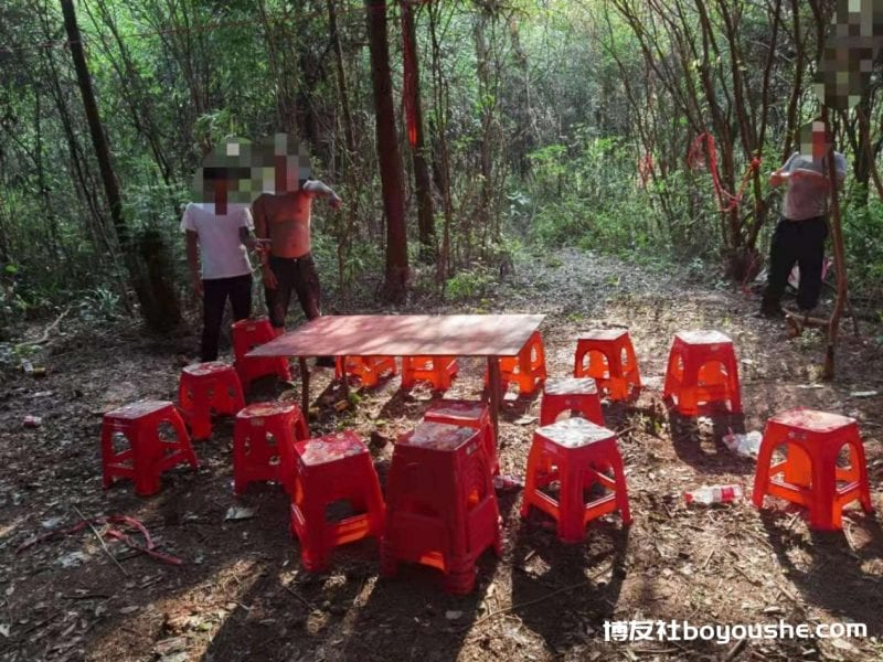 赌场藏在深山里，进出都有专车，湘西花垣公安捣毁一赌博窝点，抓获20余人